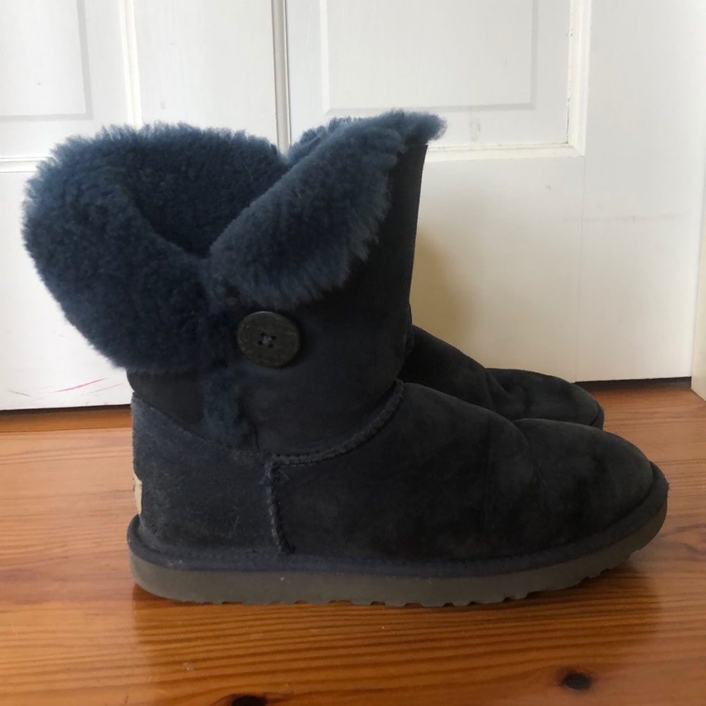 Blue Bailey Button Uggs
